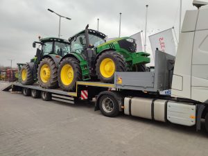 john deere 8r tractor transport export germany import poland europe